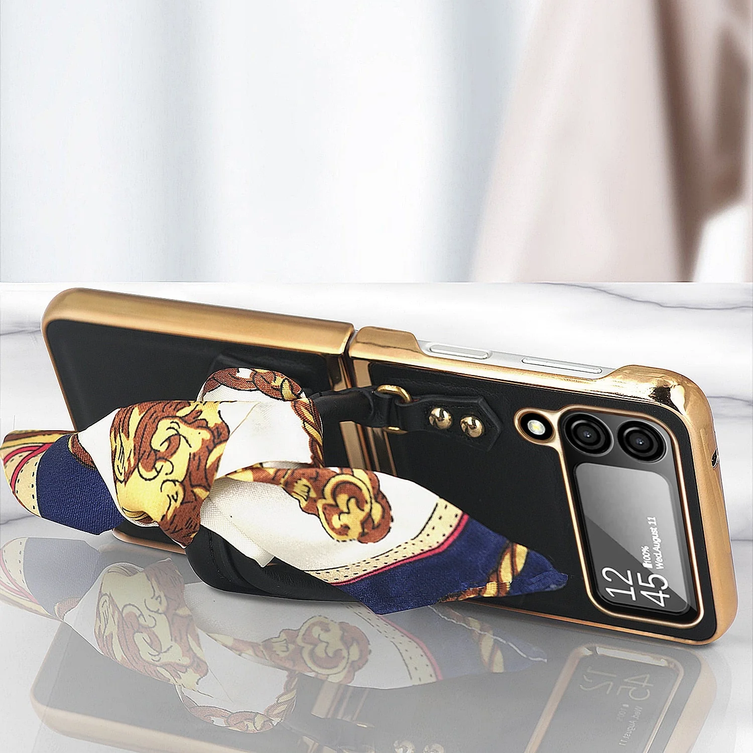 Luxury Leather Case For Samsung Galaxy Z Flip 4 - Image 4